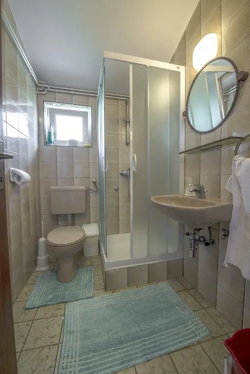 Apartment Anka D Krk Town