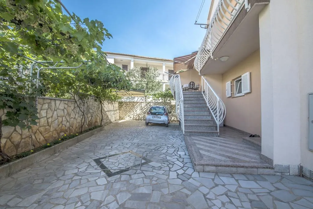 Apartment Anka D Krk Town Croatia