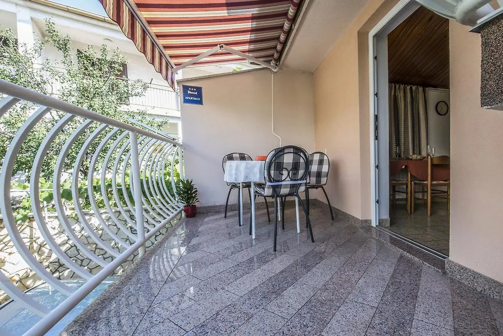 Apartment Anka D Krk Town
